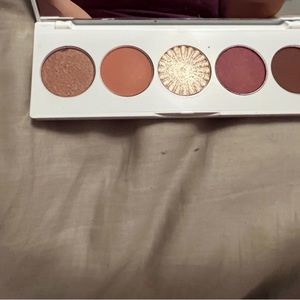 Ofra signature pallet
